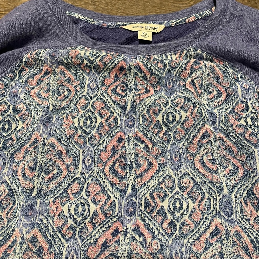 Lucky Brand Thin Abstract Sweater Sz XS‎